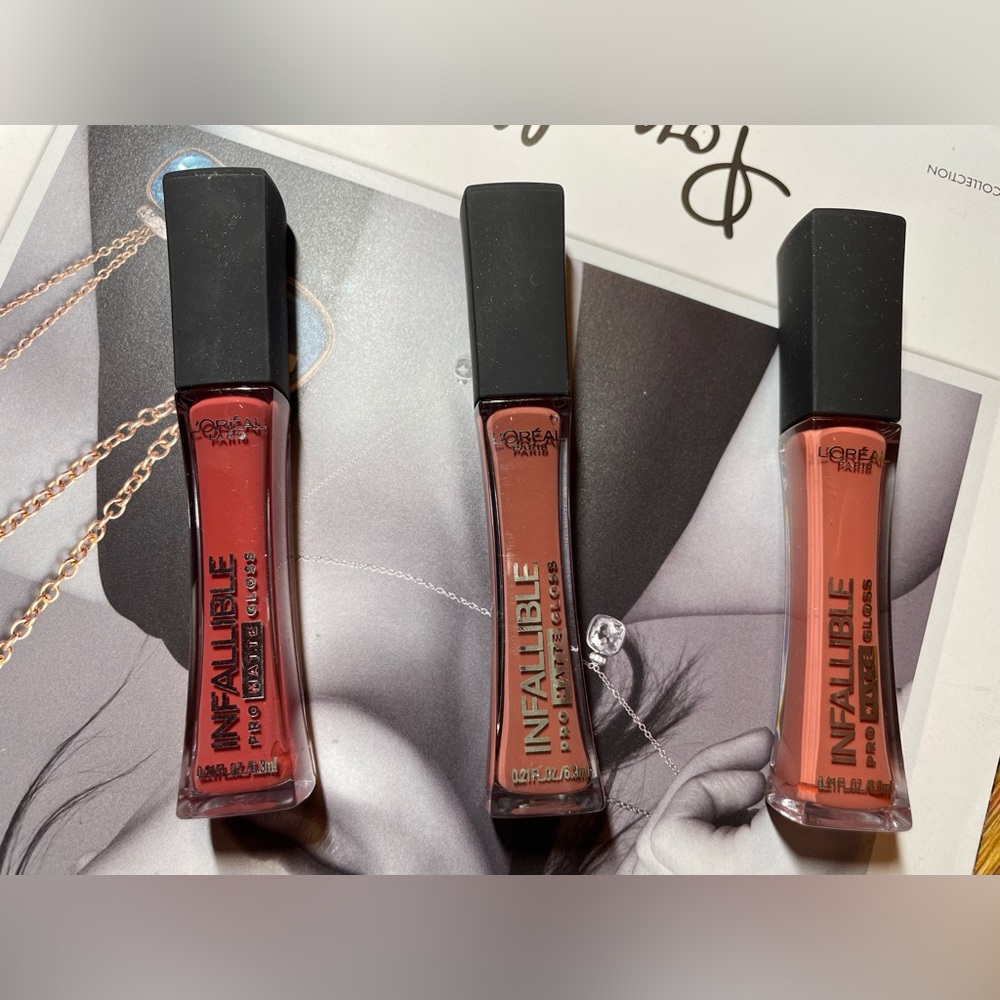 L'Oreal Red and Brown Lip Balm & Gloss Collection